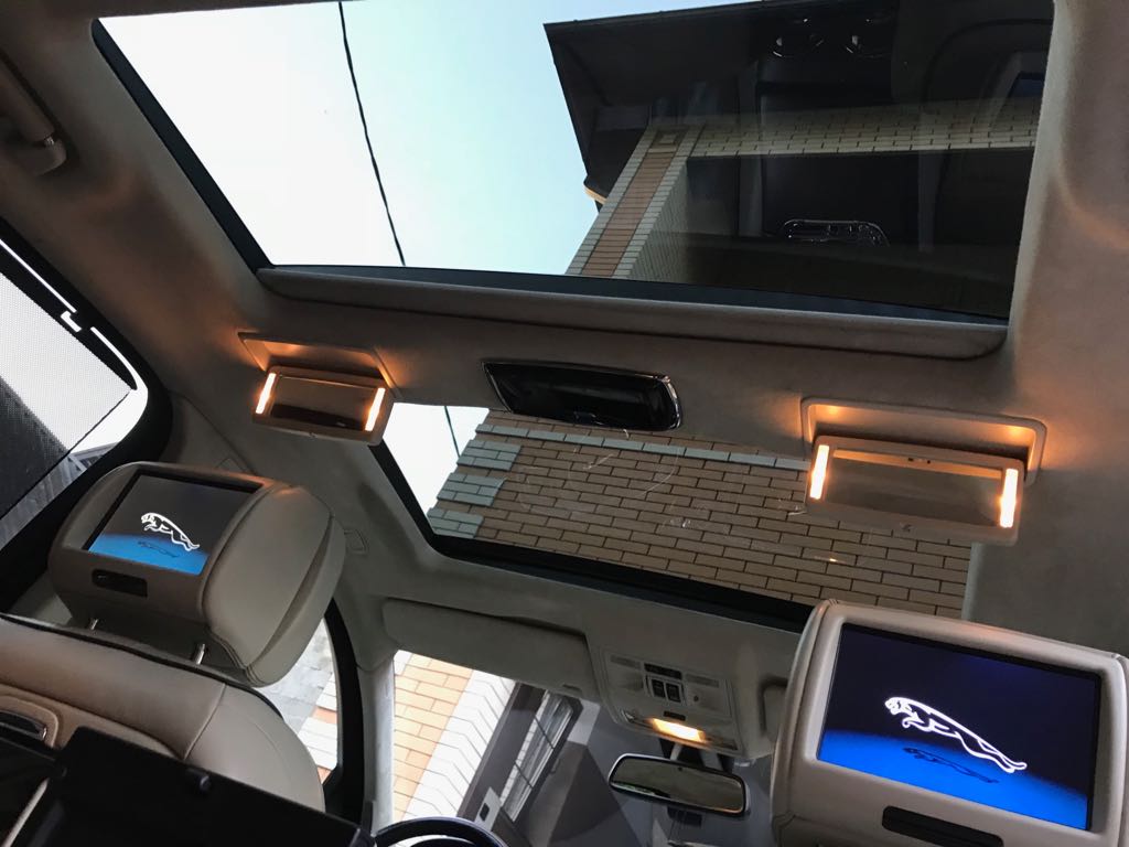 Ягуар XJ