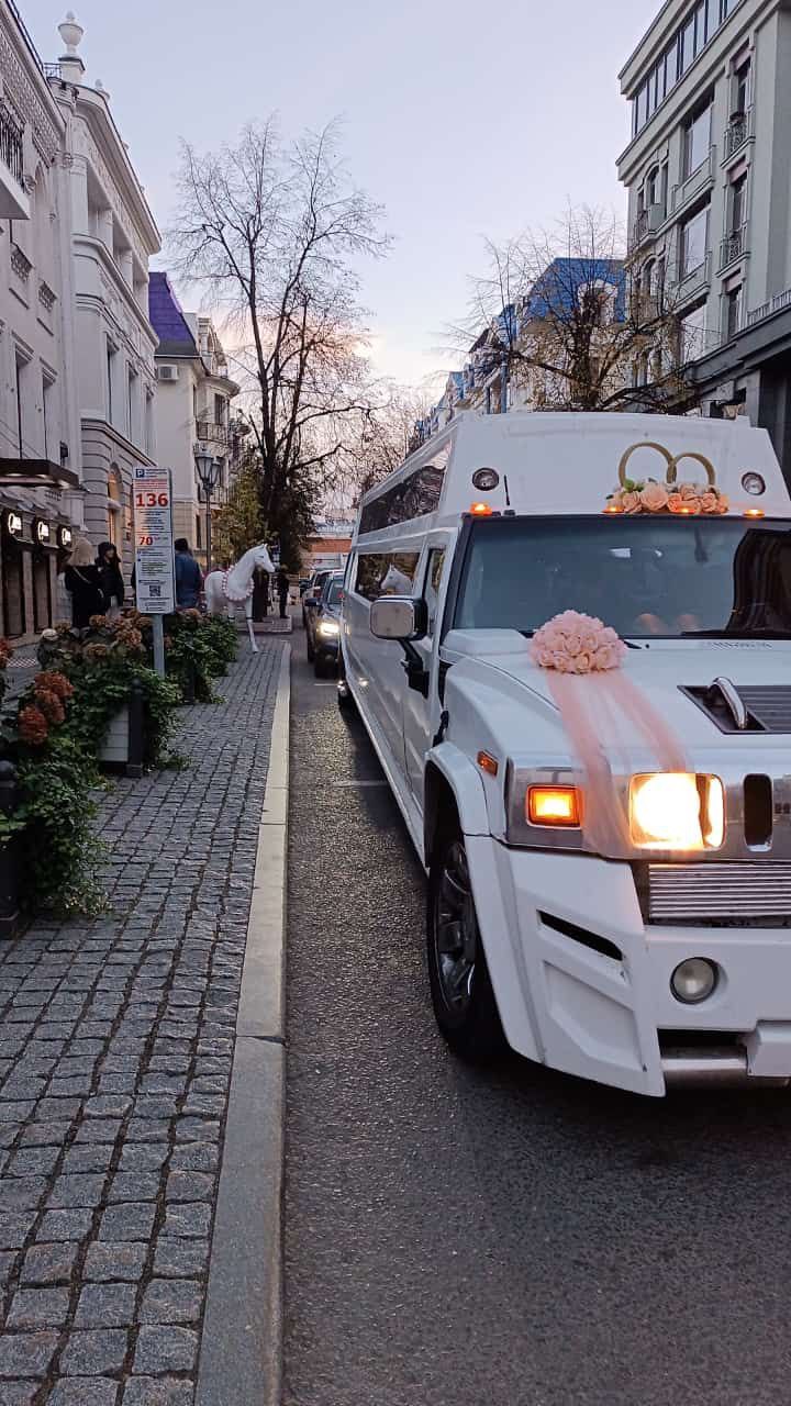 Hummer Mega