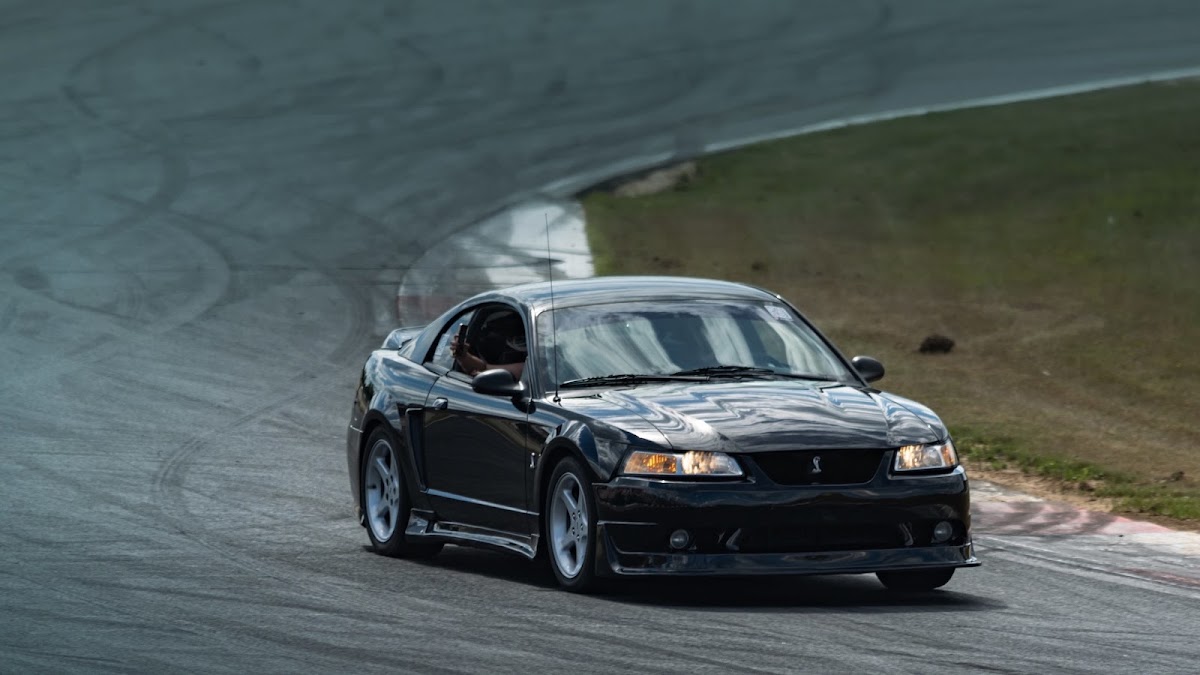 Ford Mustang SVT Cobra