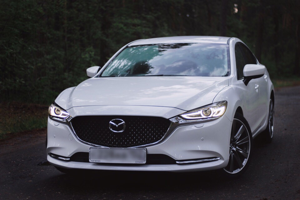 Mazda - 6 — кадр 2 из 5