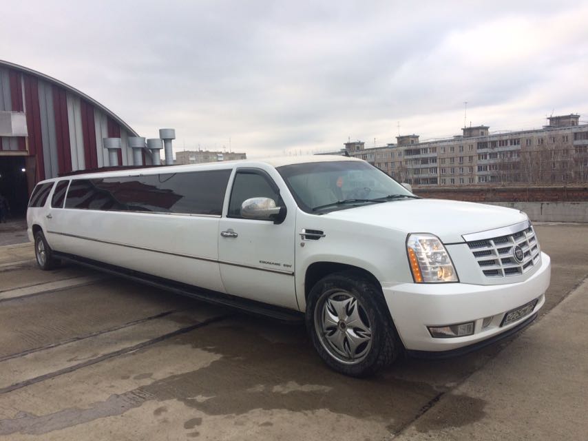 Cadillac Escalade — кадр 2 из 4