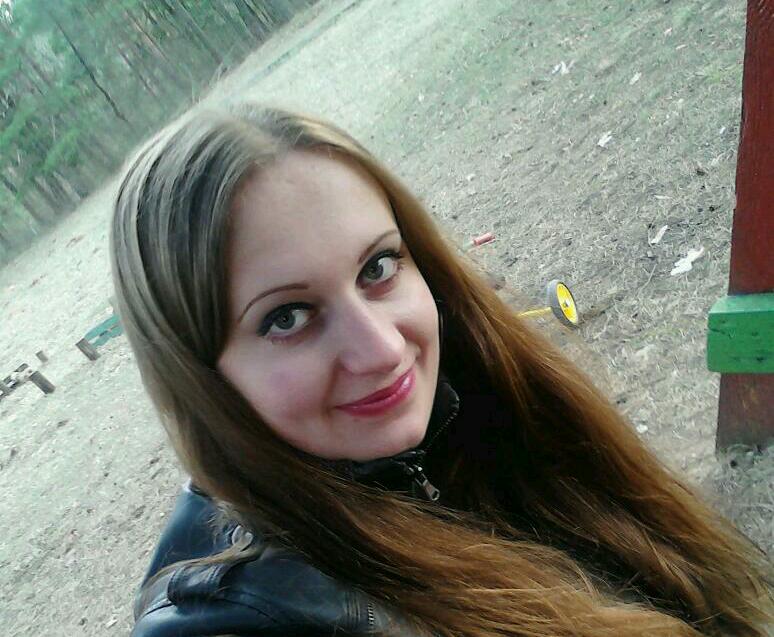 Анна Симонова