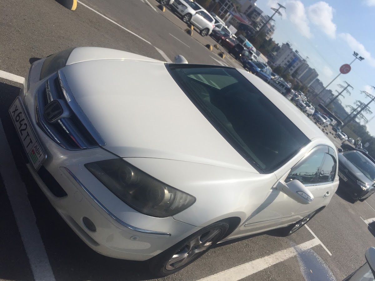 Honda Legend — кадр 3 из 5