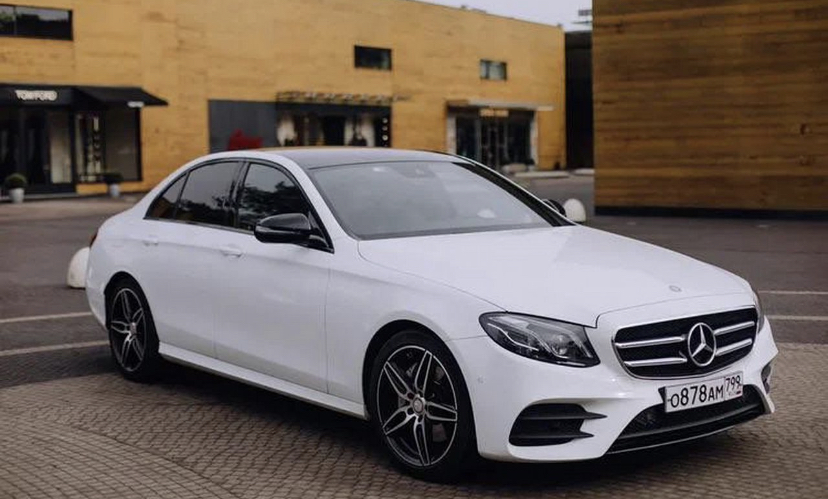 Mercedes-Benz E-Class W213 белая