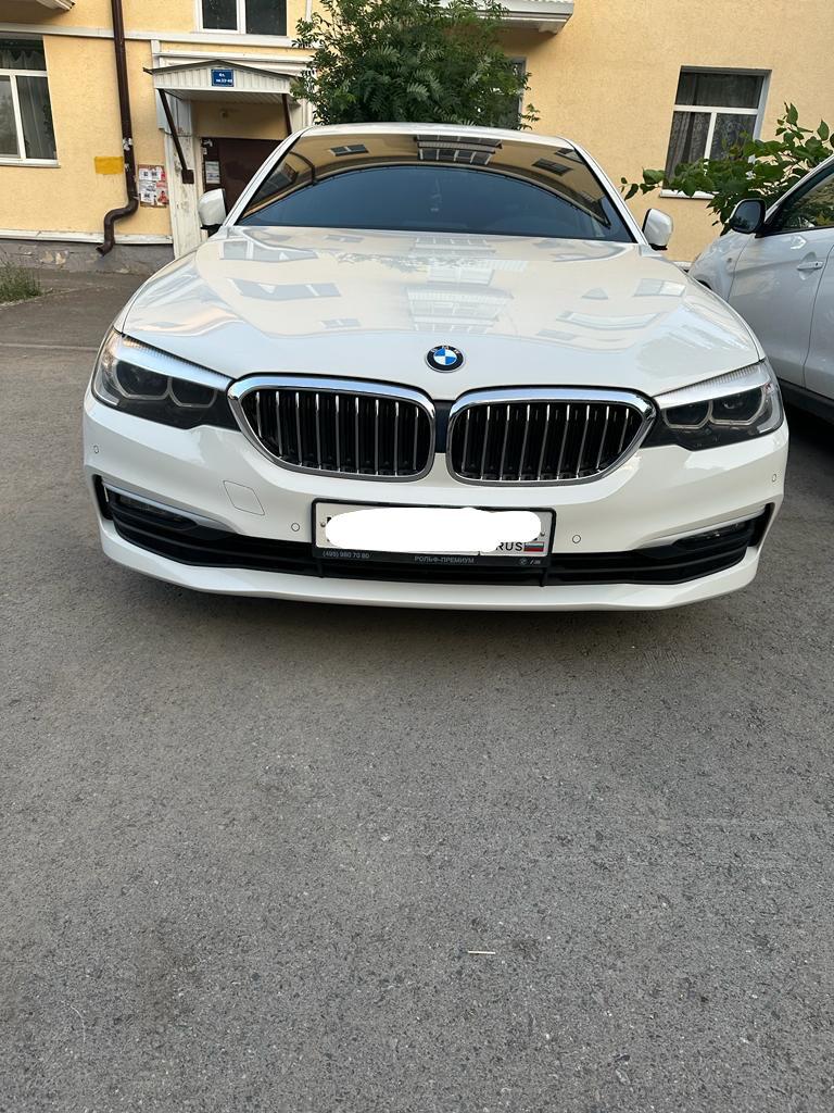 BMW 5 series белый — кадр 3 из 5