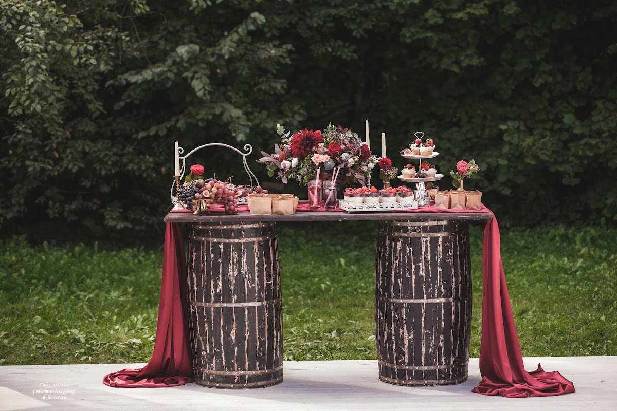 Ягодная свадьба в Лесной Даче