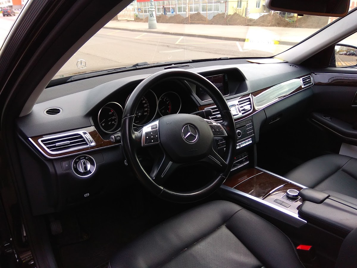 Mercedes Benz E class