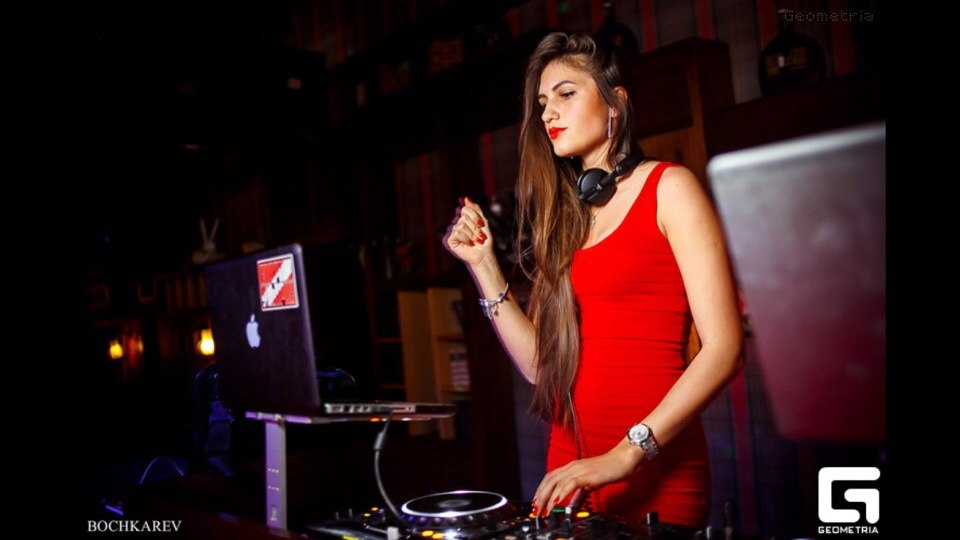 Divine dj's — кадр 5 из 8