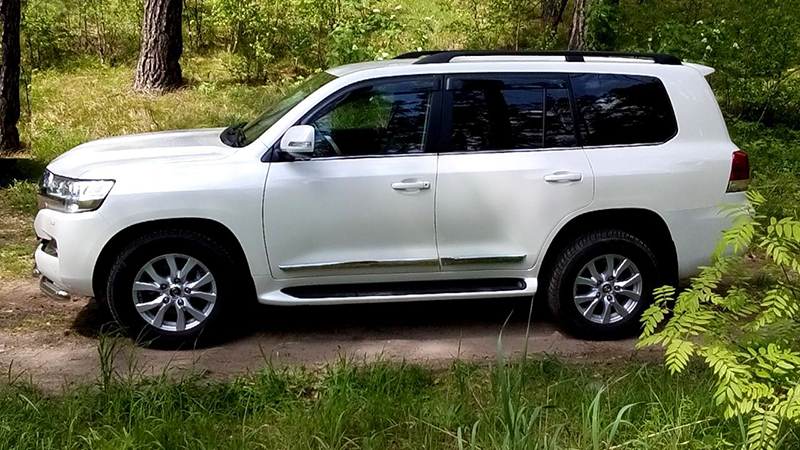 Toyota Land Cruiser 200
