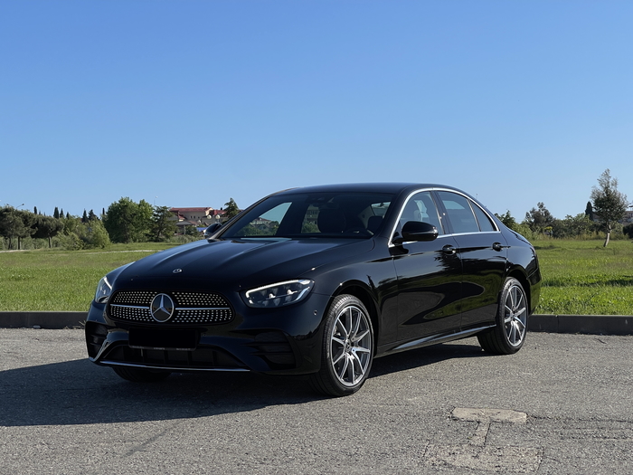MERCEDES E 213