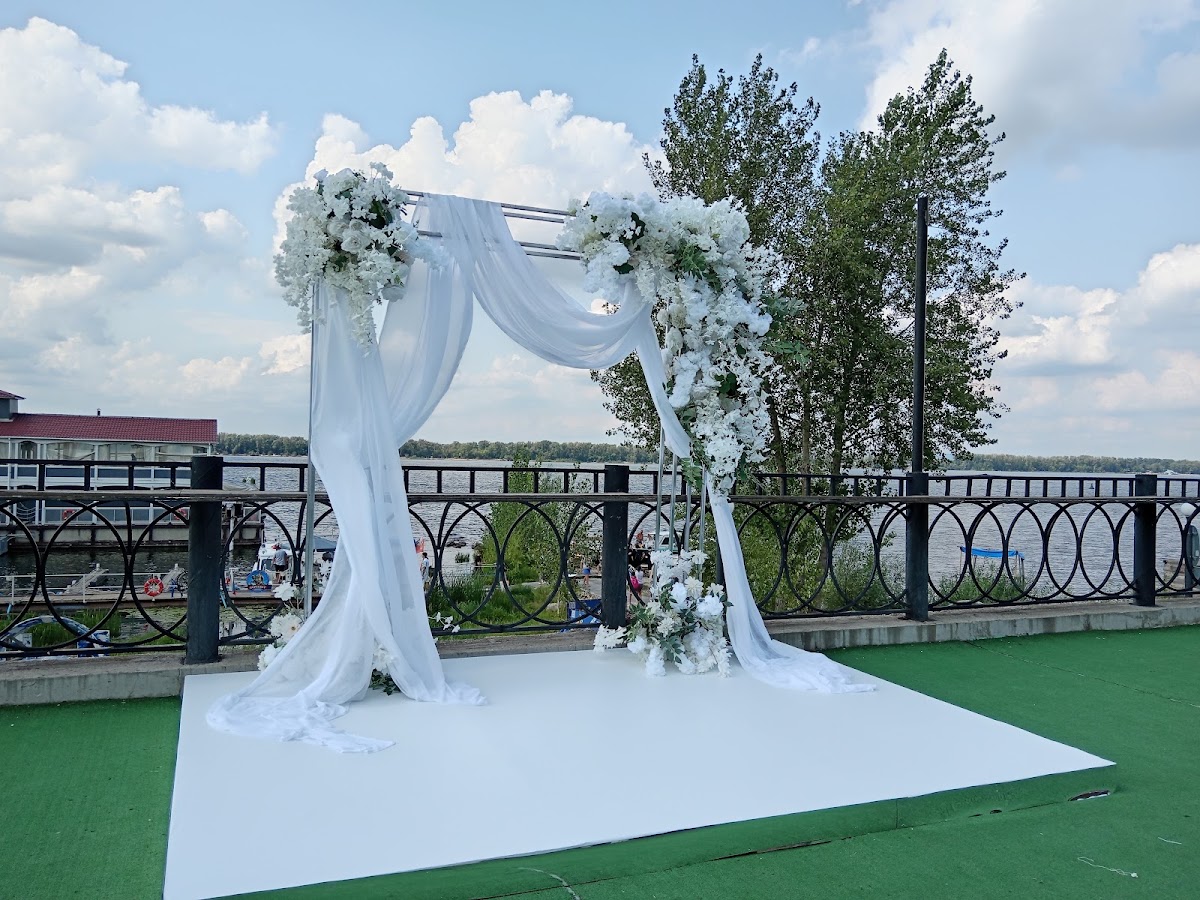 Кадр 100 из 200