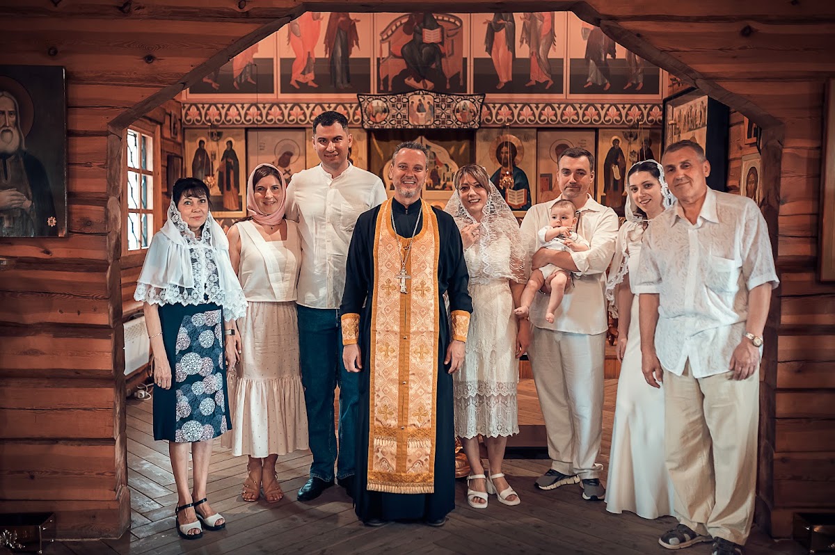 Александр крещение