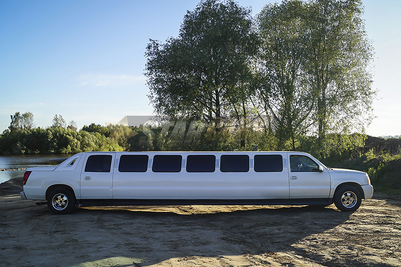 Cadillac Escalade (20 мест) — кадр 3 из 6