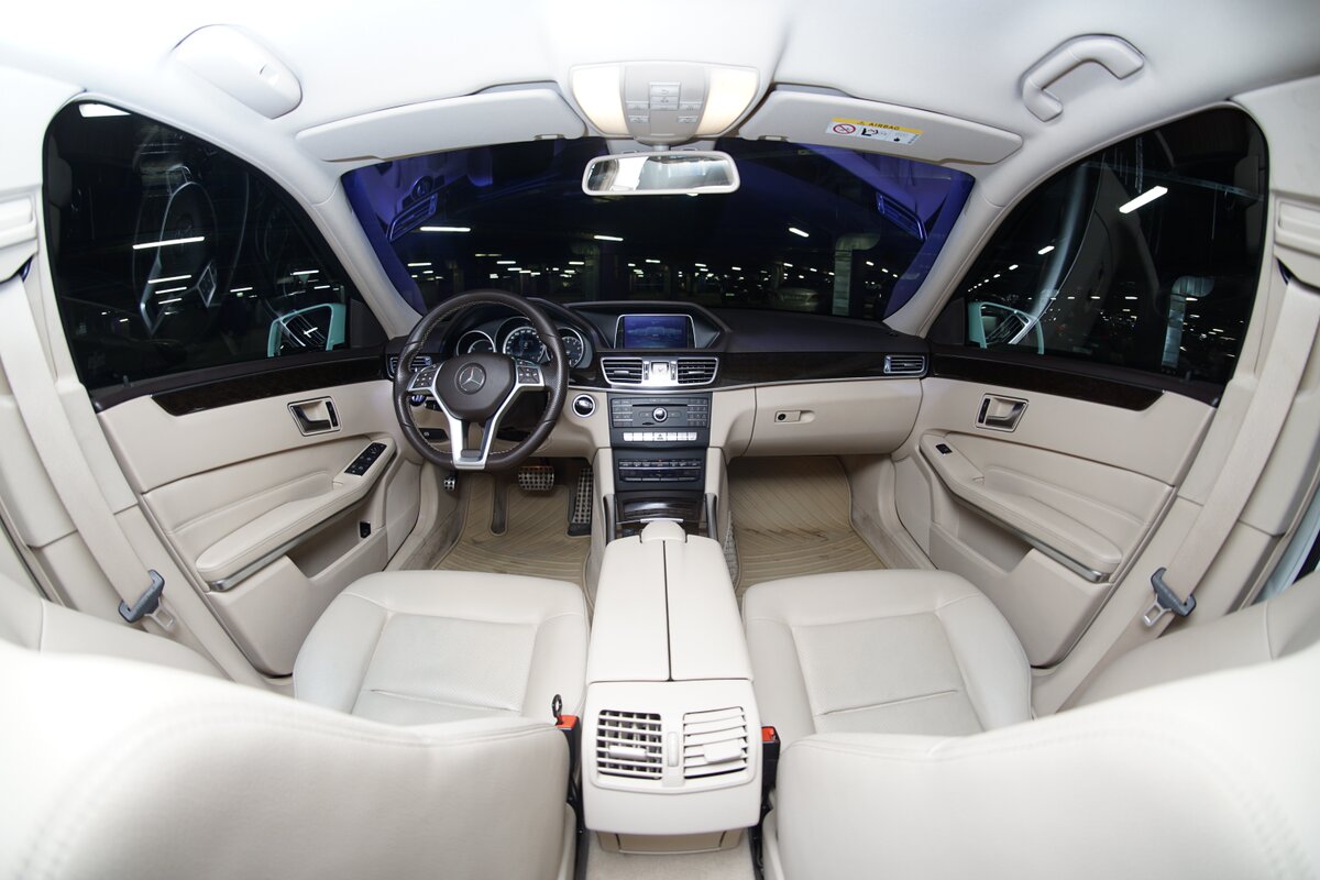 Mercedes E-class 212 AMG Рестайлинг — кадр 4 из 4