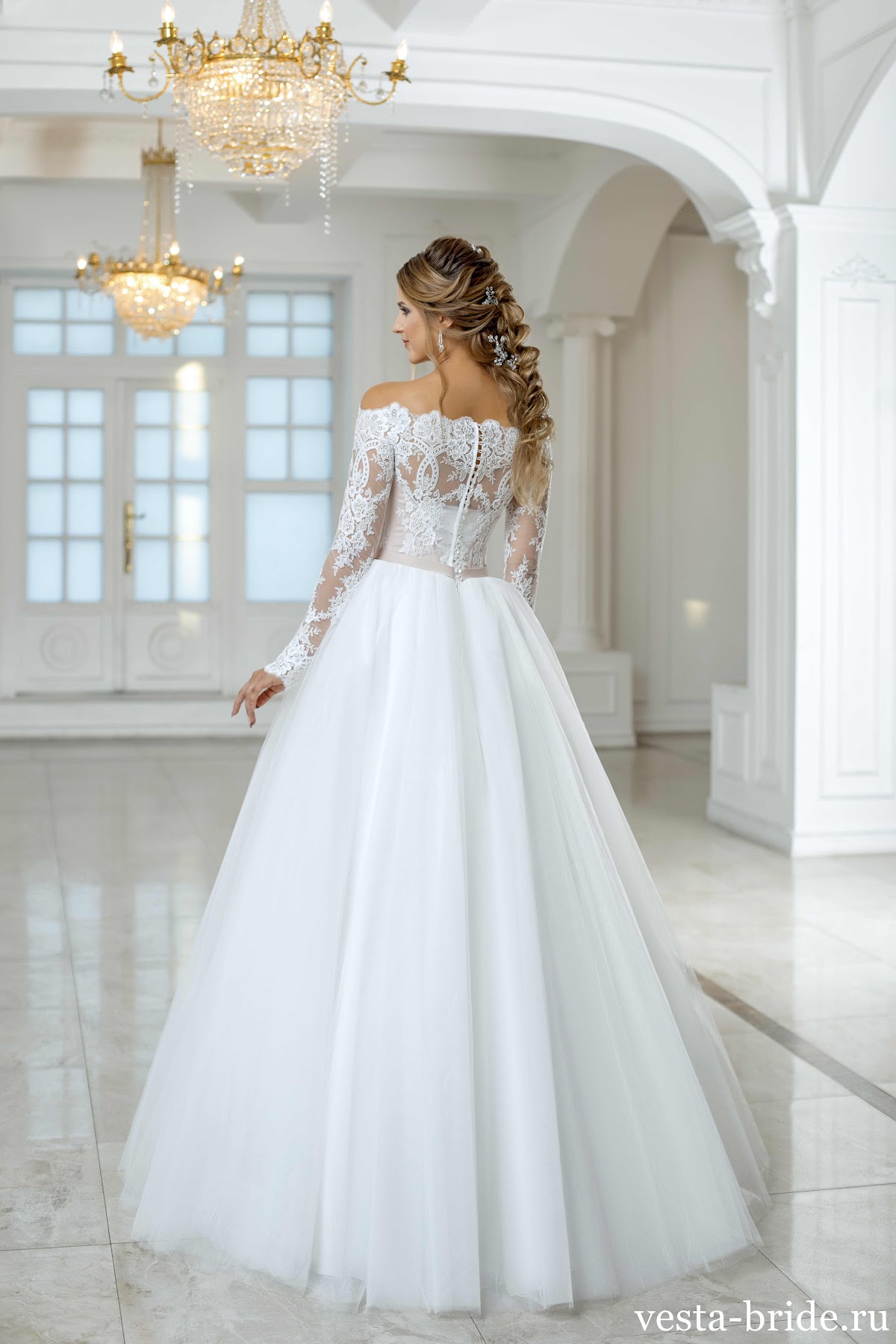 Isabel — кадр 2 из 2