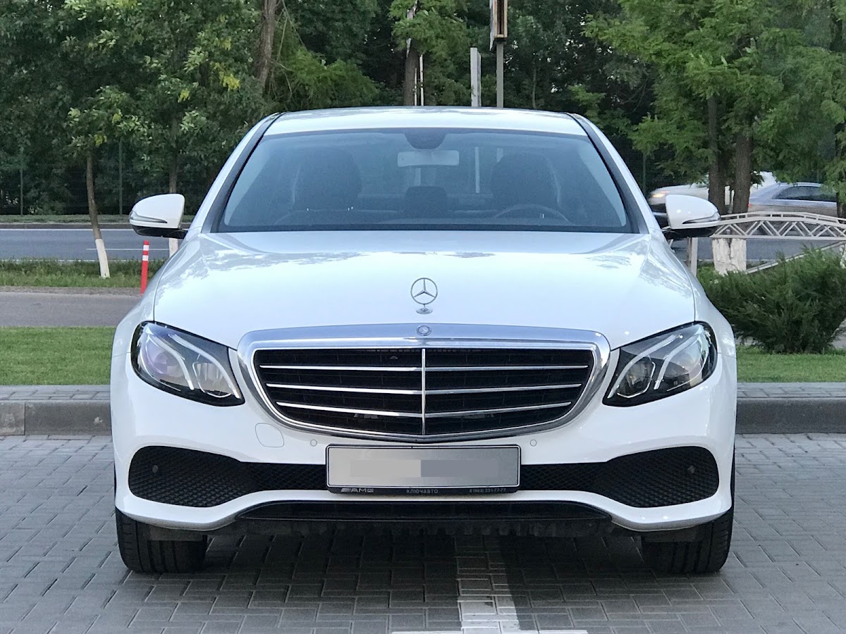 Mercedes E 200