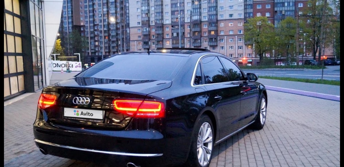 AUDI A8 LONG