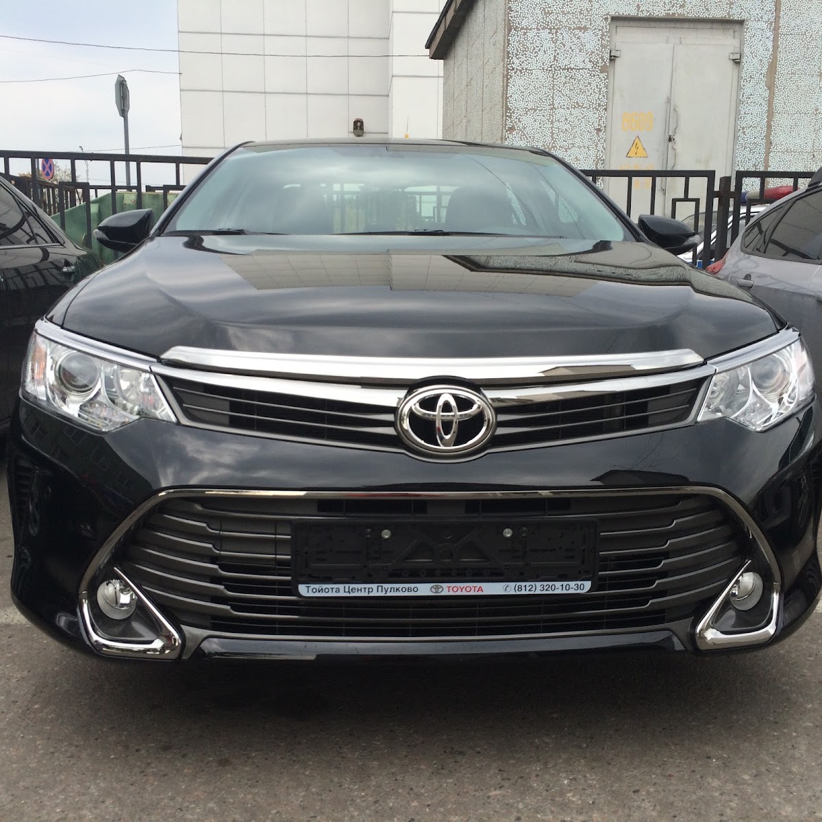 TOYOTA CAMRY