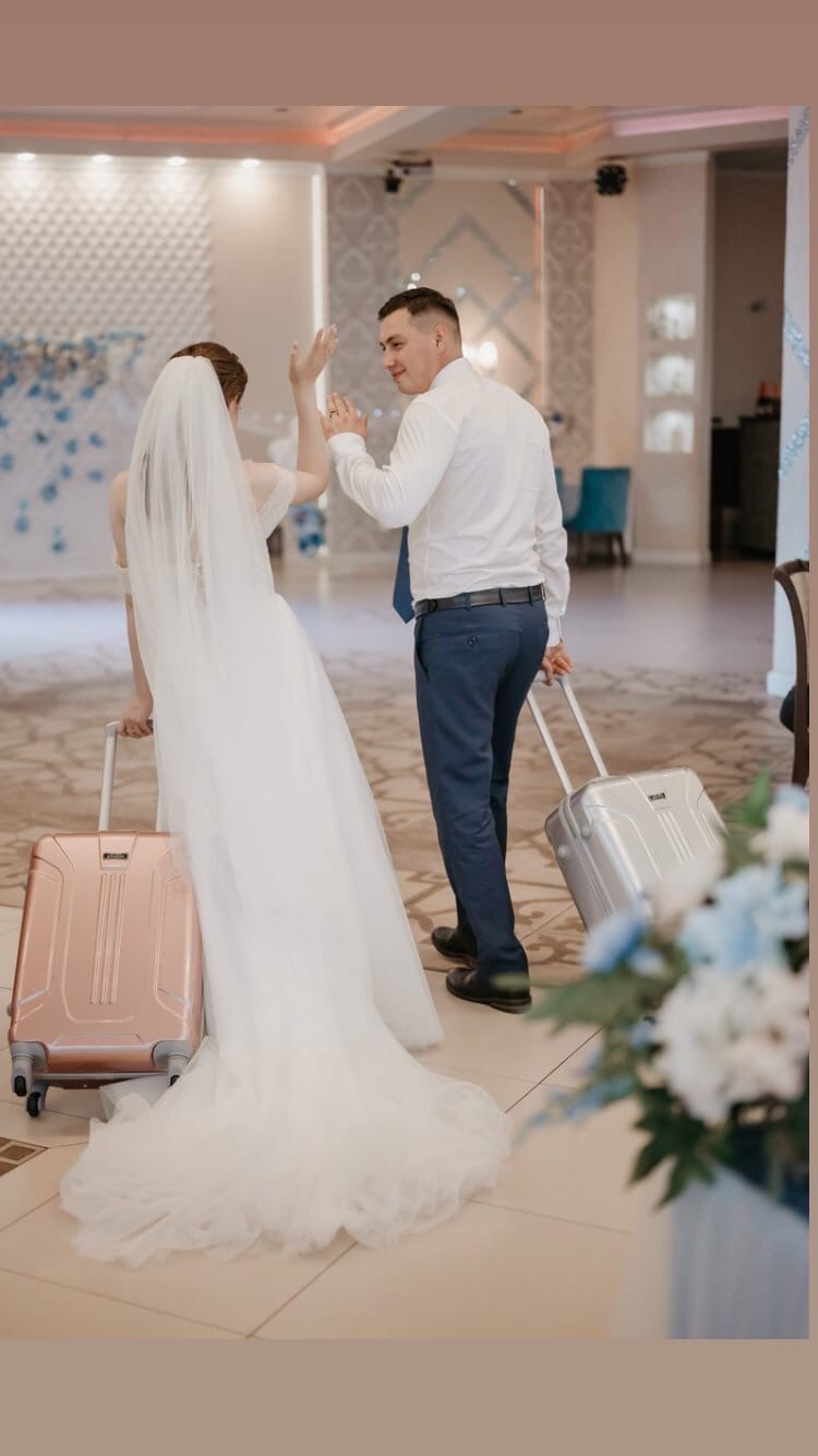 Под крылом самолета