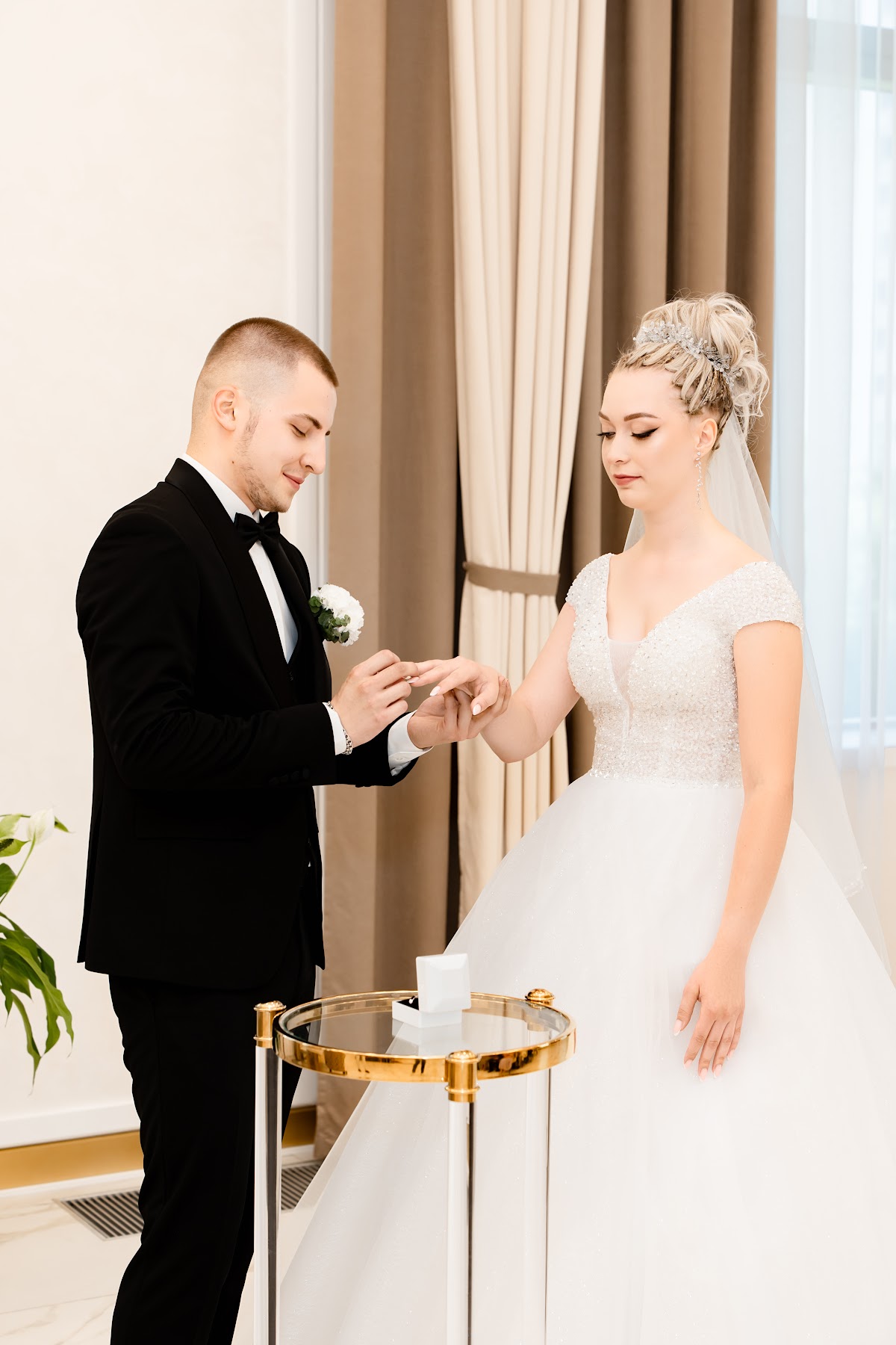 Анна и Александр