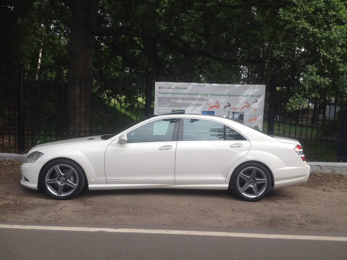 Mercedes 221 — кадр 3 из 7