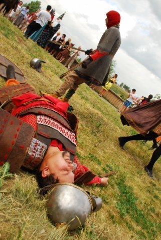 Ах рыцари, ах дамы (2009 год)