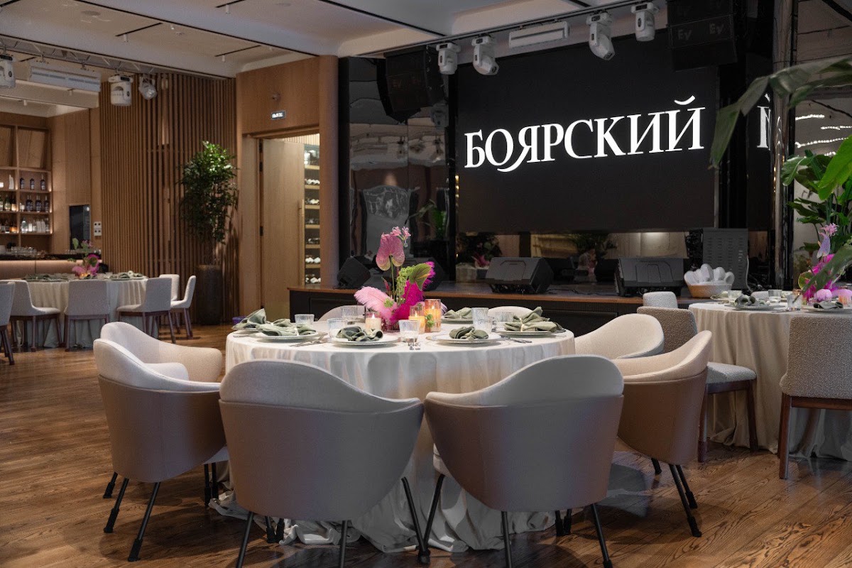 Зал на 1 этаже