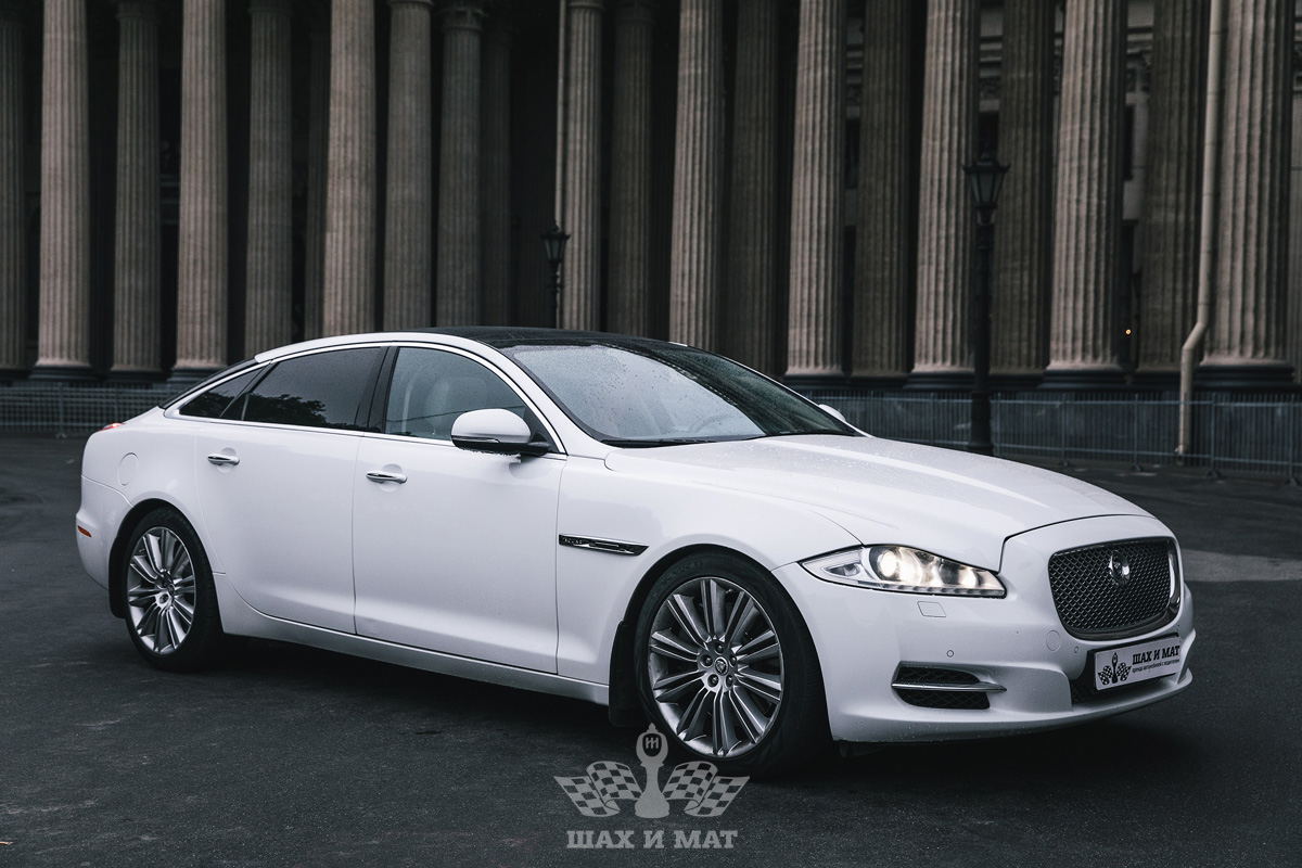 Jaguar XJ long