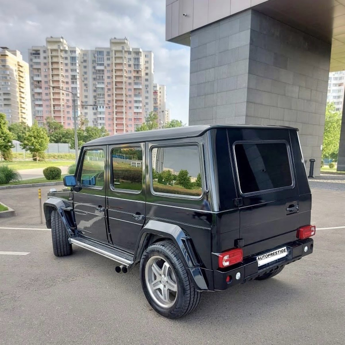 Mercedes G-class