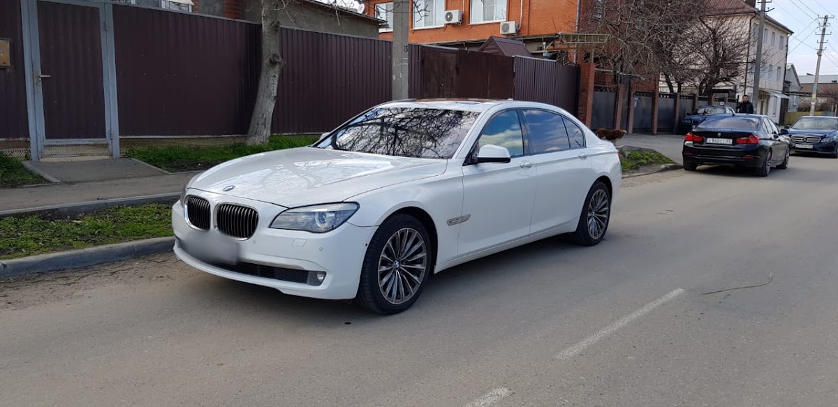 BMW 7й серии Long — кадр 4 из 7
