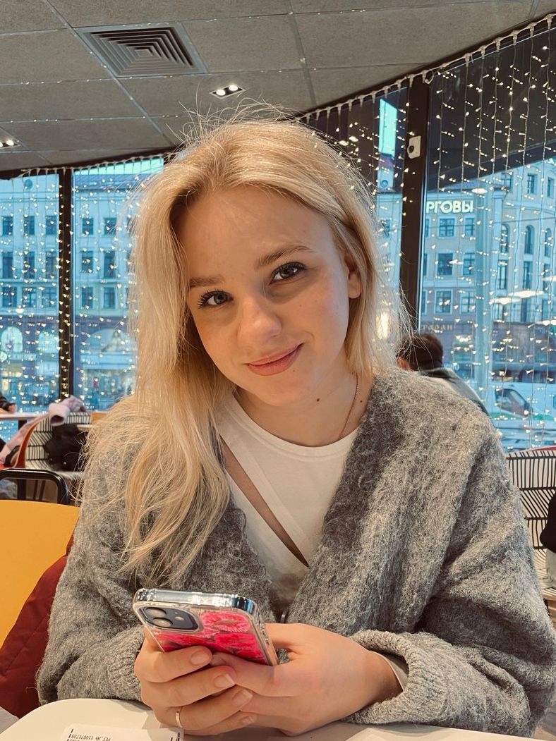 Анна Крикунова
