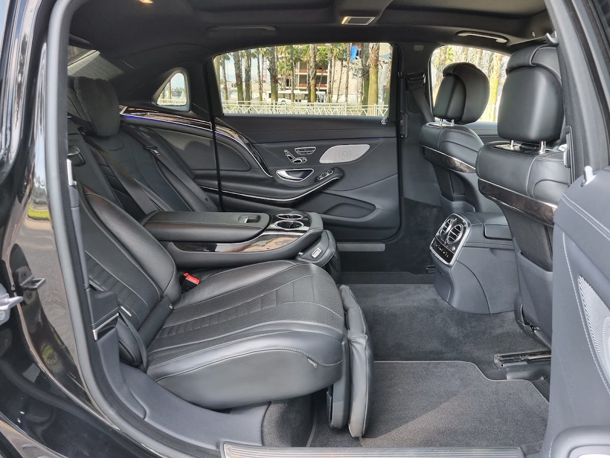 Mercedes Maybach — кадр 4 из 4