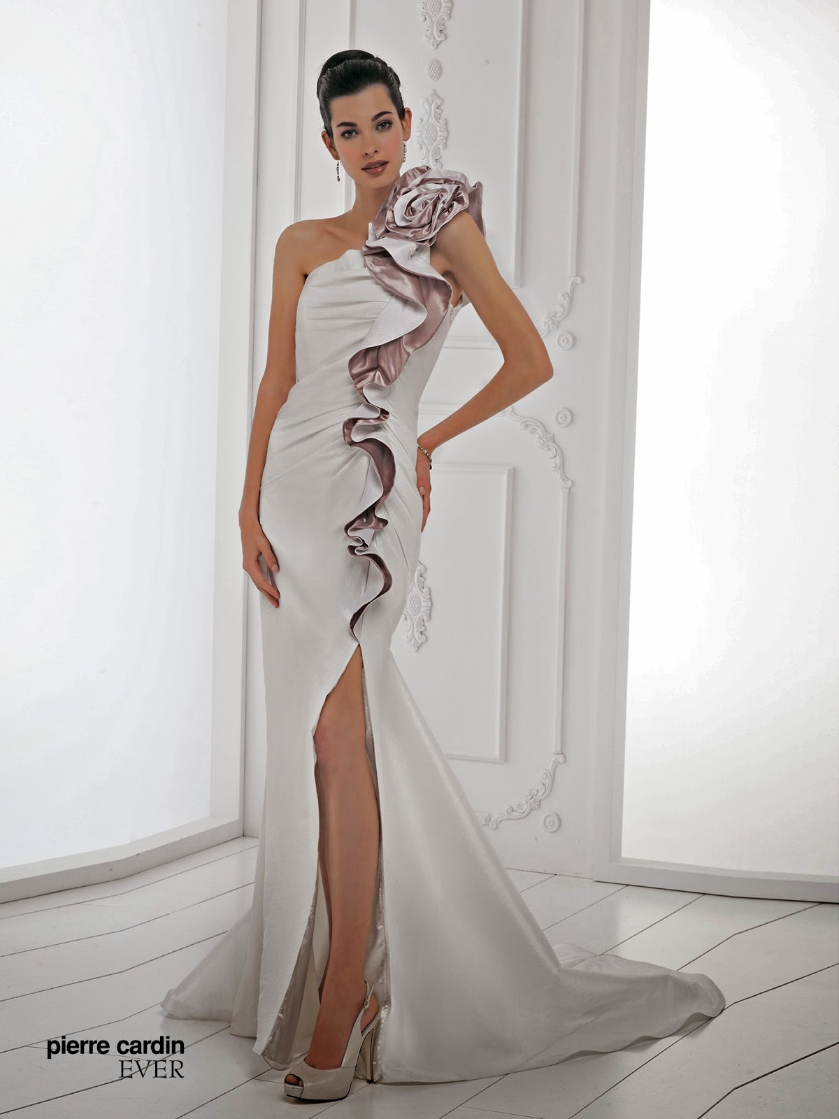 Свадебные платья Pierre Cardin 2013