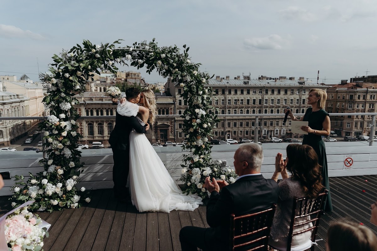 Event ROOF новый