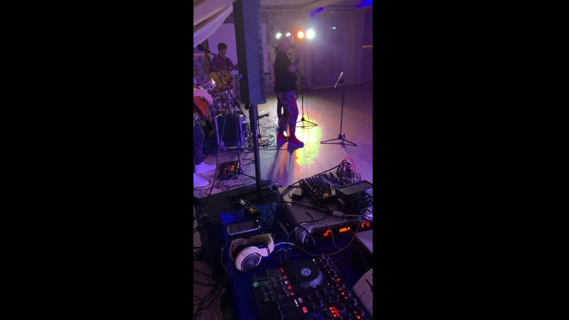 Видео