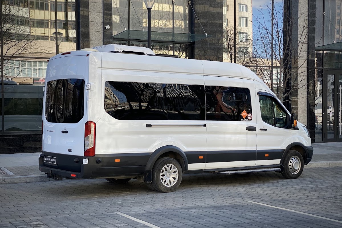 Ford Transit — кадр 2 из 11