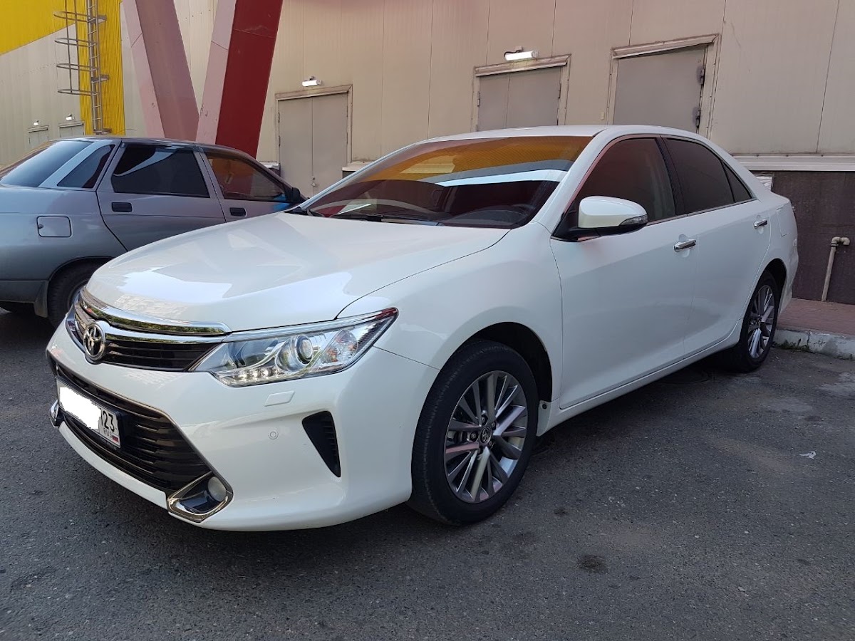 Toyota Camry Restail