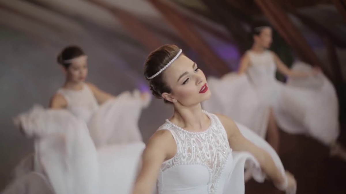 les Ballerinas show — кадр 3 из 9