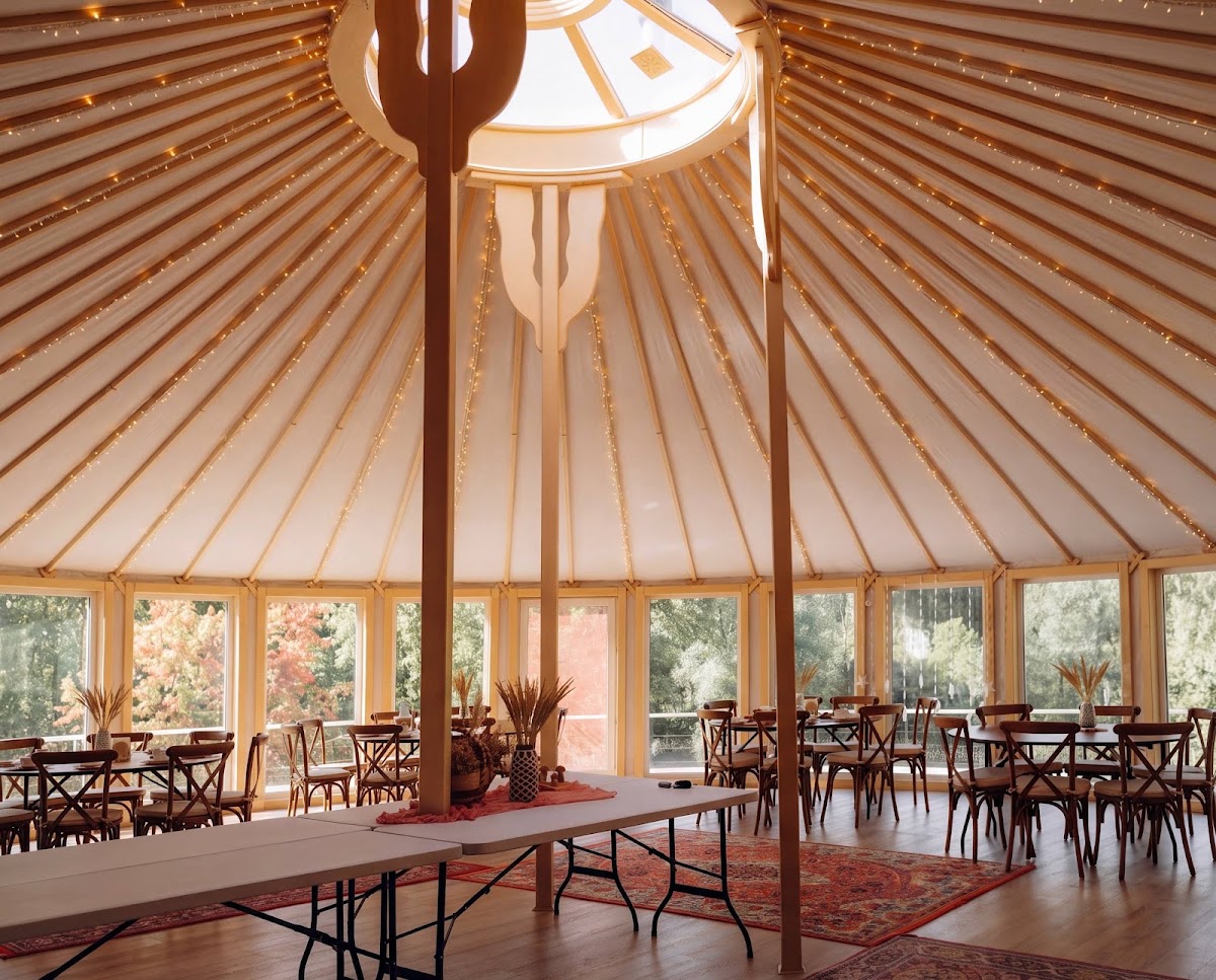 Club Yurt