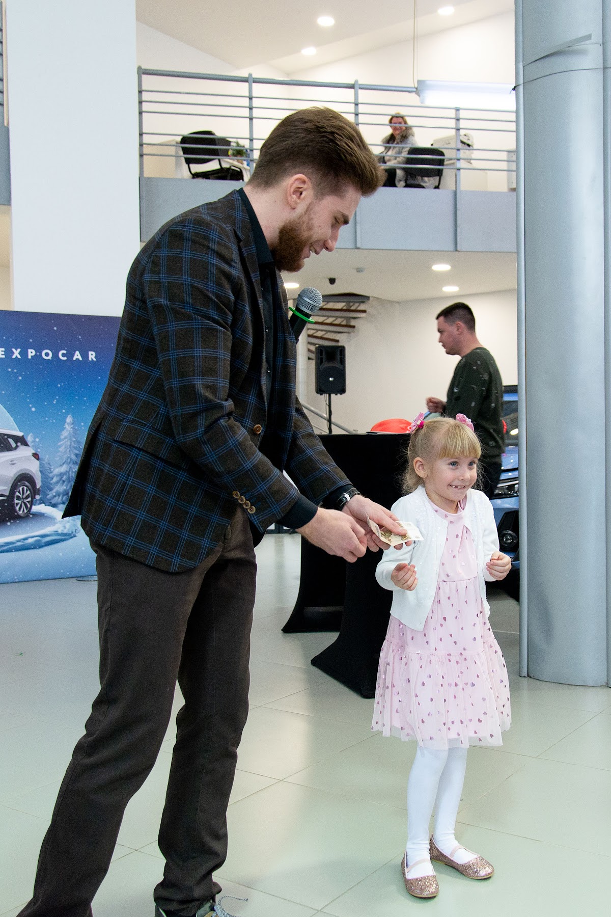 ШОУ ИЗ 10 ФОКУСОВ ДЛЯ АВТО-САЛОНА «CHERY»