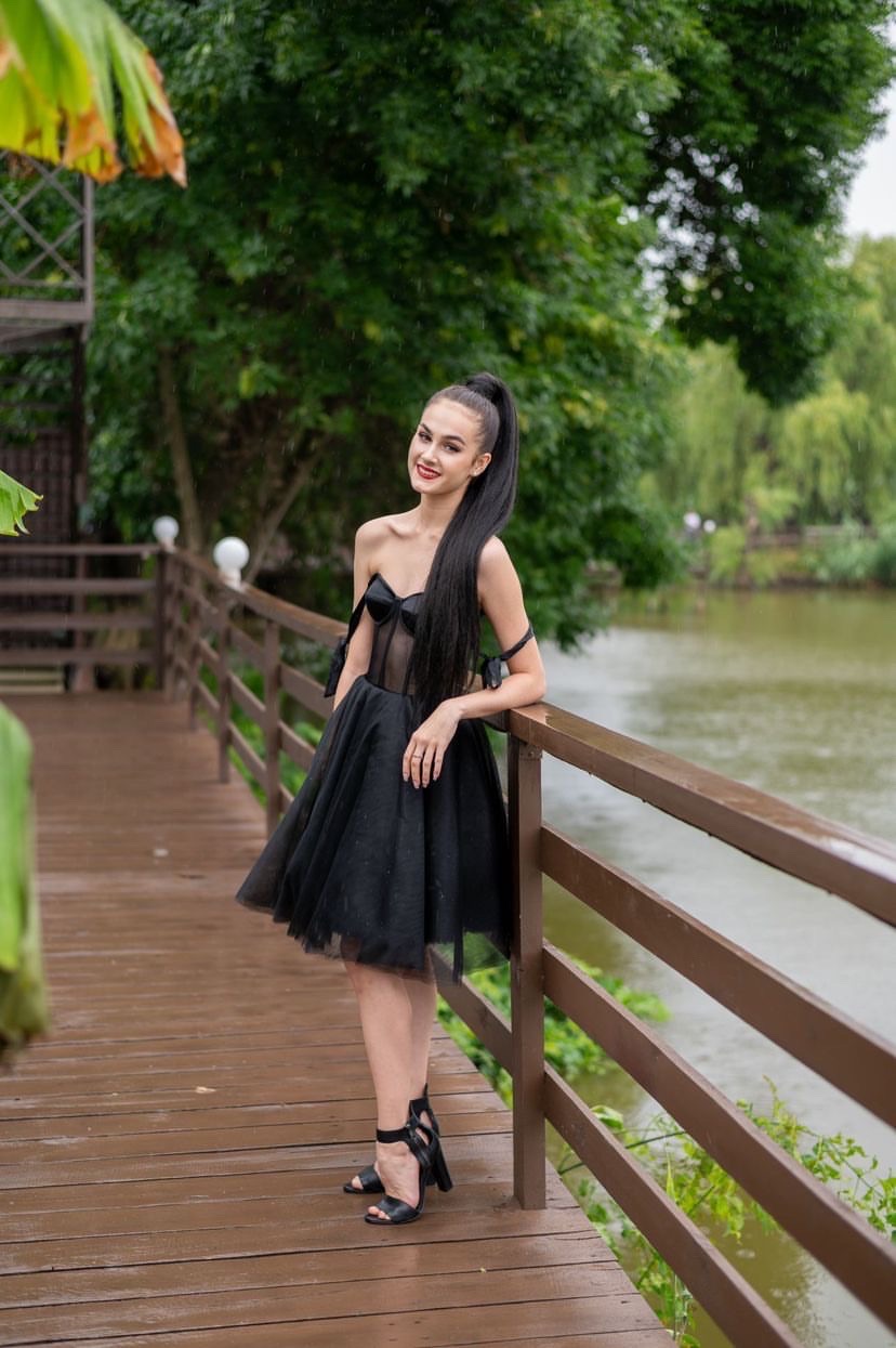 Прически и макияж