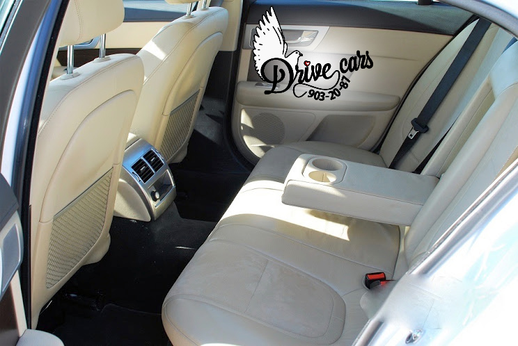 Jaguar XF restal