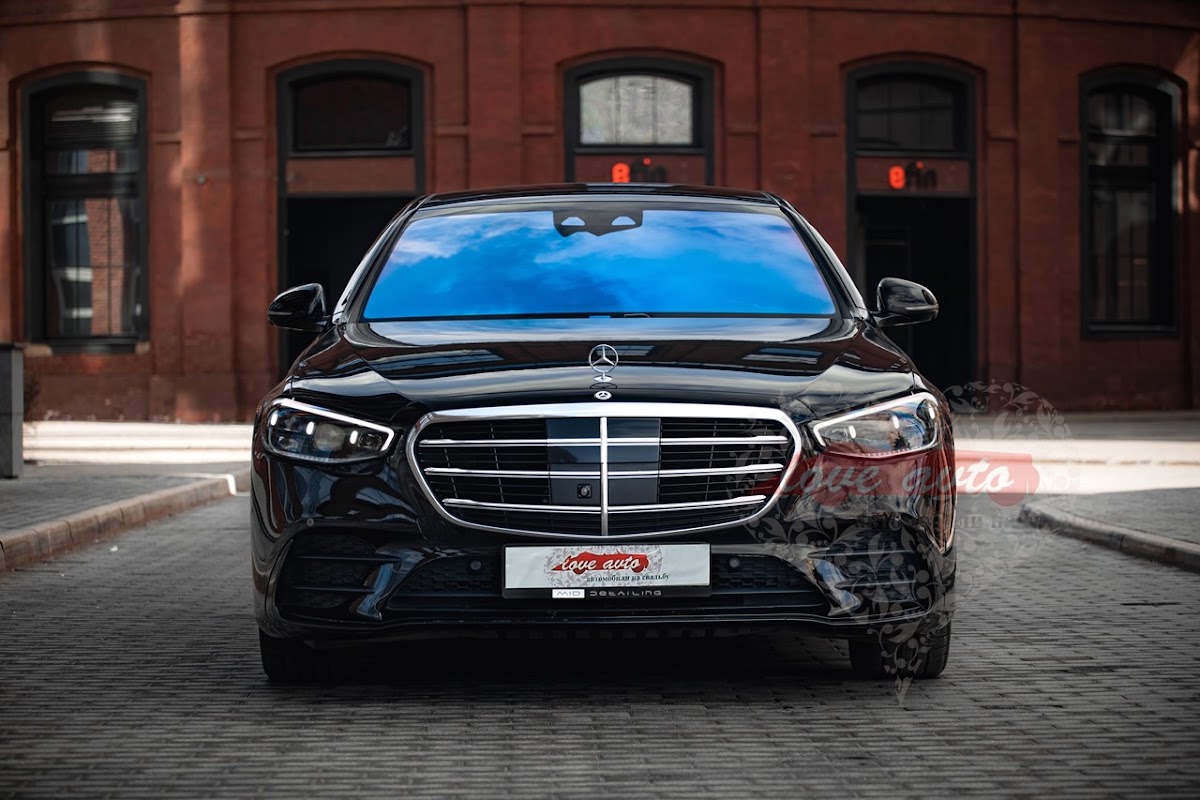 Mercedes-Benz S223 (Черный Мерседес S223)