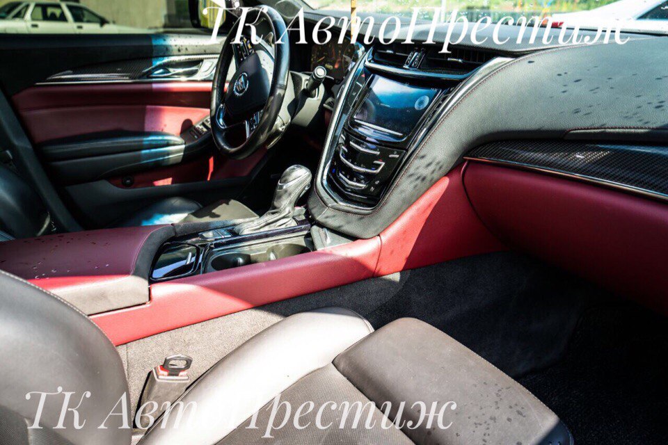 Cadilac CTS — кадр 5 из 5