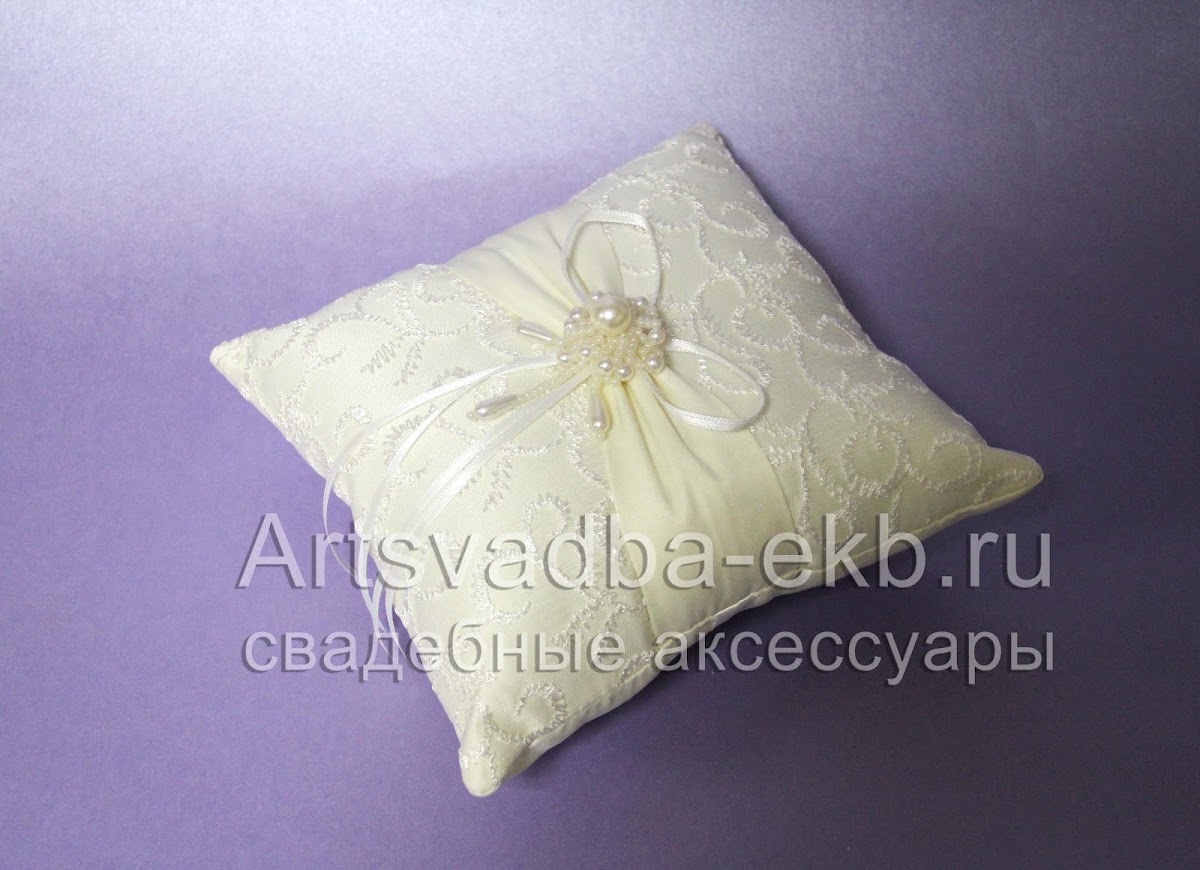 Подушечки для колец