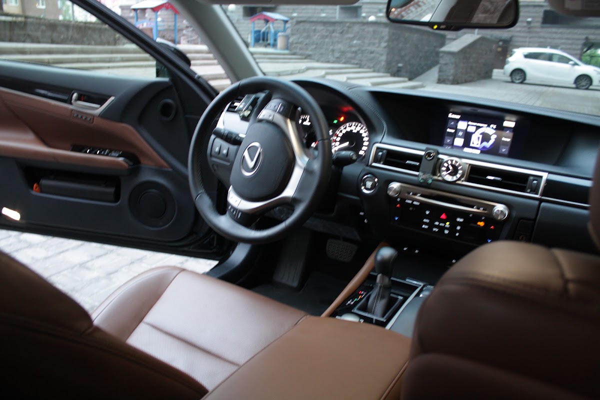 Lexus GS