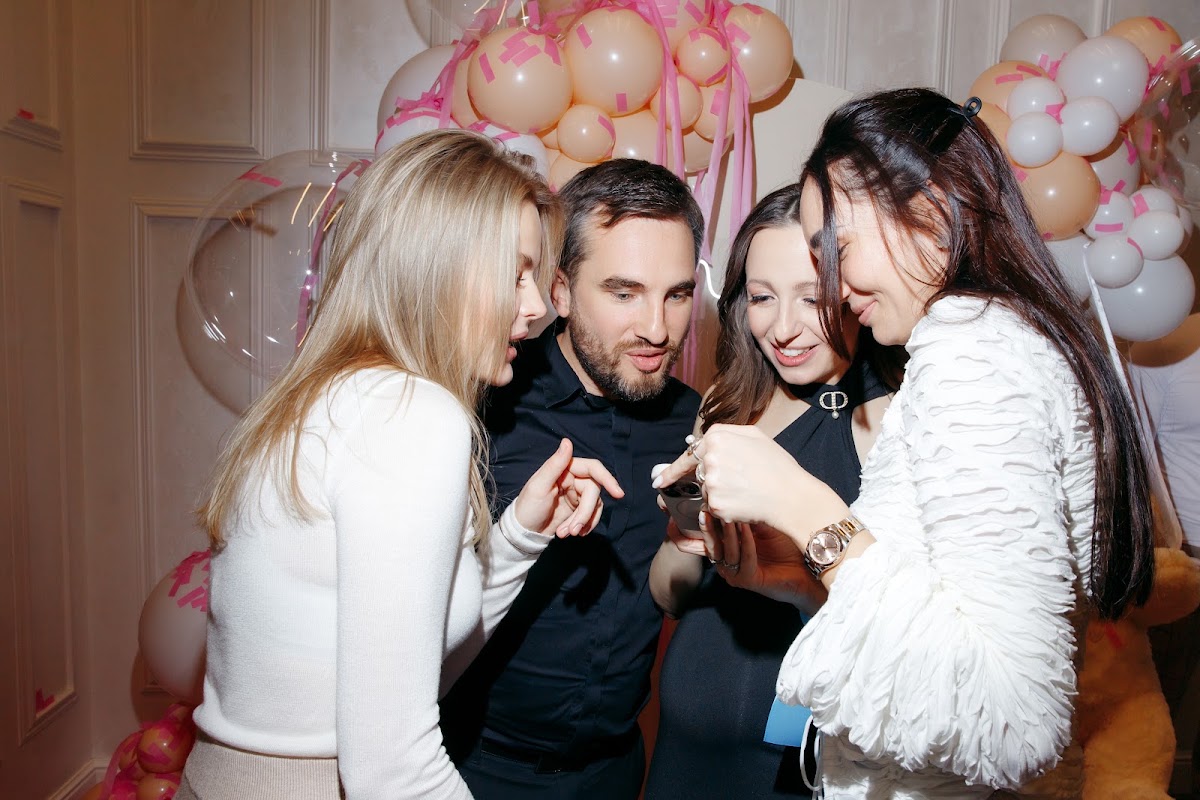 Гендер-пати