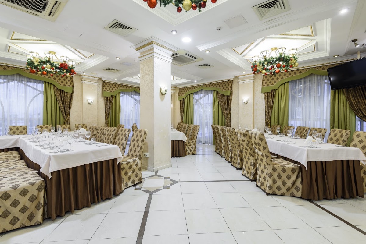 2 этаж  — Новый год