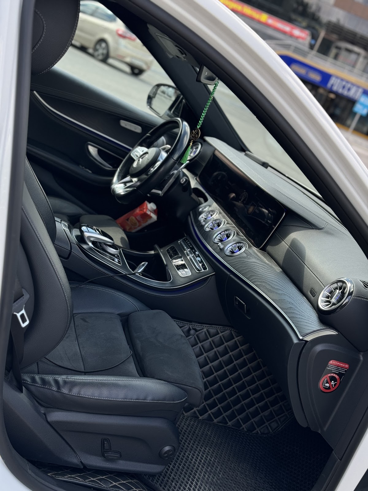 Mercedes E class w213 — кадр 5 из 6