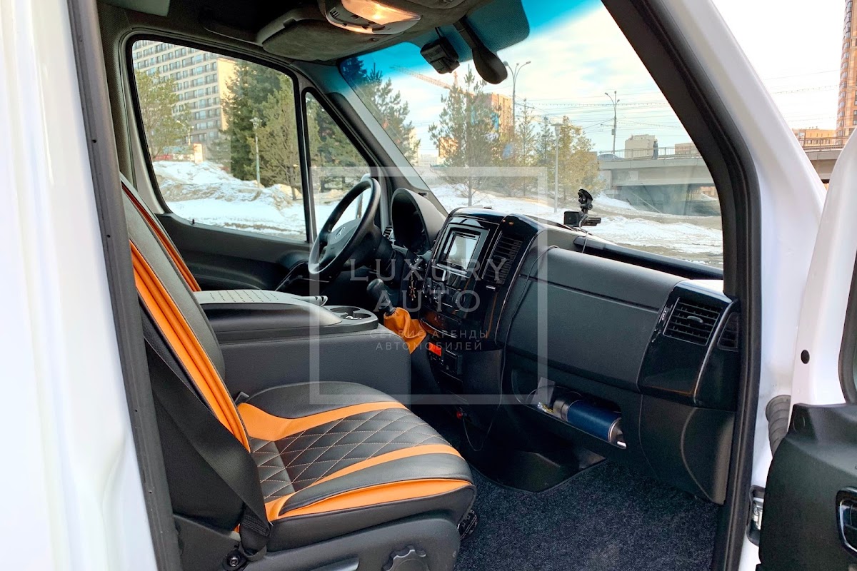 Mercedes-Benz Sprinter